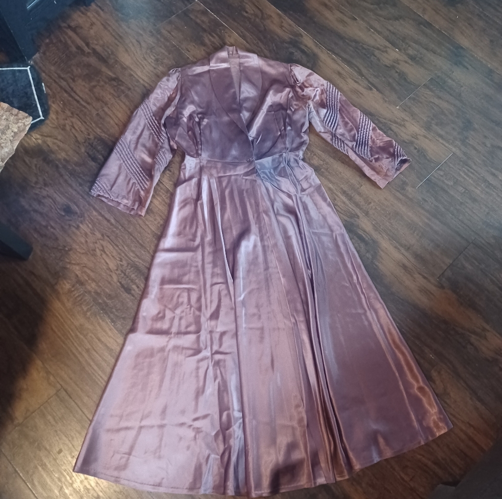 RARE True Vintage Old Hollywood 1940s/50s Pink Rose Satin Dressing Gown